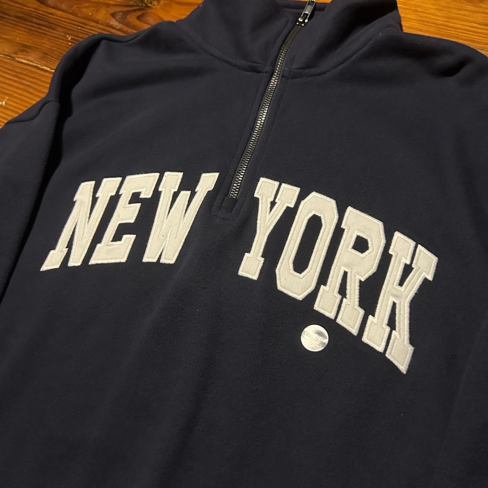 Navy and White NewYork Quater Zip Sweatshirt From Aeropostale Size Xs Women's - Picture 2 of 6